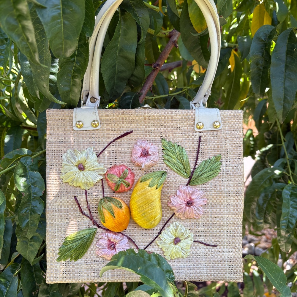 Vtg 70’s Mister Ernest Simon Box Woven Straw  Floral/Fruit Embroidered Handbag